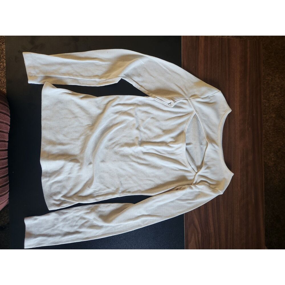 SHEIN White Ribbed Keyhole Cutout Long Sleeve Shirt Fitted Y2K Top